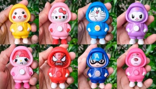 Face Changing Spinning Toy Keychain - Small - View 9